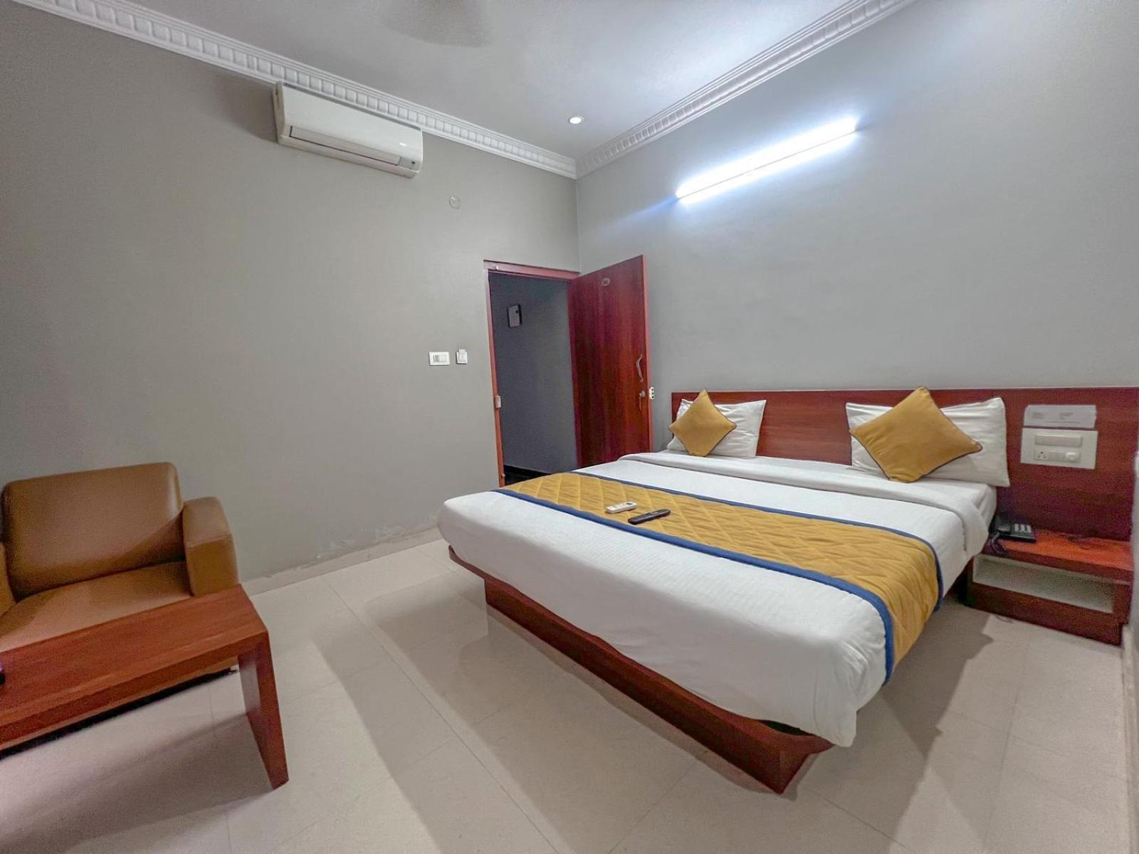 Hotel Gateway Suites Bangalore Airport Yelahanka Екстериор снимка