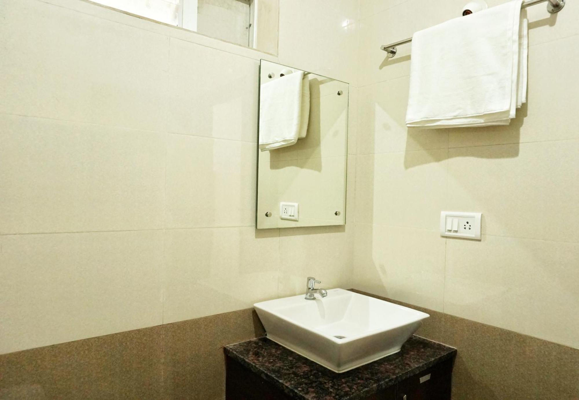 Hotel Gateway Suites Bangalore Airport Yelahanka Екстериор снимка
